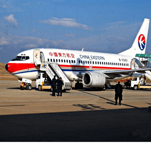 万州五桥航空货运航空快运业稳步发展的原因是什么？